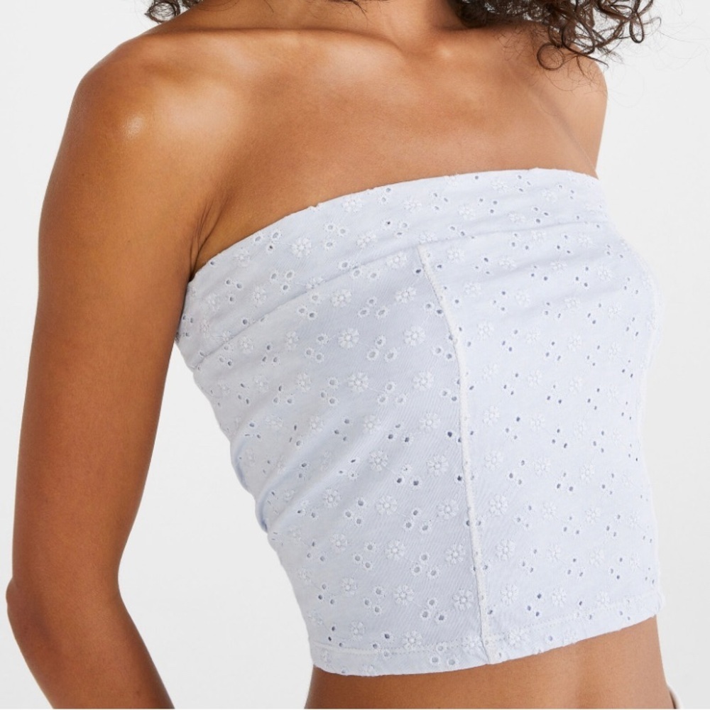 AEROPOSTALE blue white eyelet strapless crop top